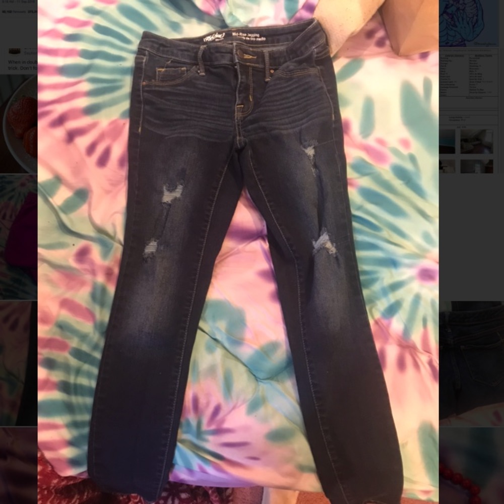 Mid rise skinny jeans